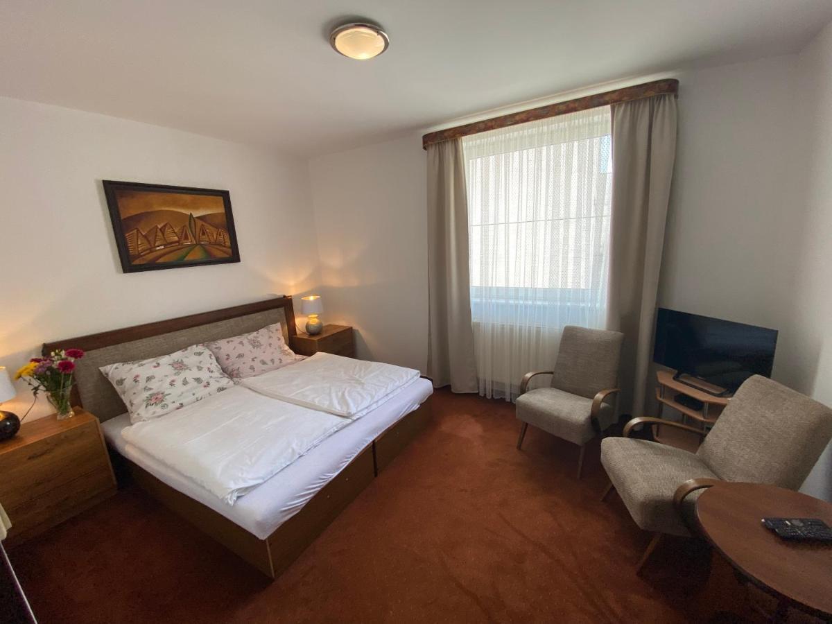 Penzion Tatra Inn Чадца Екстер'єр фото